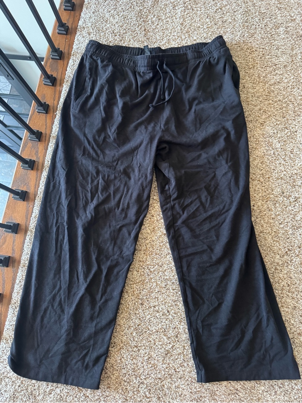 Skims Straight Leg Stretch
Lounge Pants